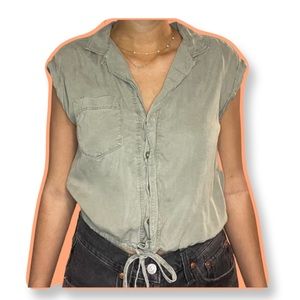 Abercrombie and Fitch Cargo Top